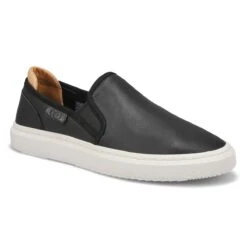 UGG Women's Alameda Slip On Casual Shoe - Bla